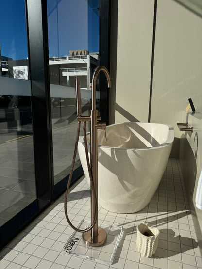 Eden Stone Display Bath - White/Cream